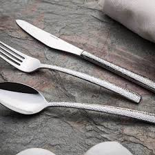 Yemek takımı, küçük ev aletleri, çeyiz kampanyaları, ev tekstili, mutfak gereçleri, banyo seti, bebek araç gereçleri ve daha fazlası düşük fiyatlarıyla ceyizyolu.com' da. Emsan Avanos 84 Parca Kutulu Catal Kasik Bicak Seti Emsan