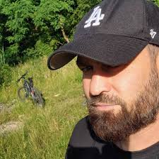 Co tu się wogole dzieje... Ludzie pytają, proszą o pomoc. Ale te  komentarze.. Nie chcesz, nie możesz pomóc... Nie komentuj, nie oceniaj.  Jprd. Pewnie dostanę bana.