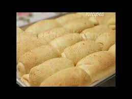 Soft Fluffy And Delicious Bread Roll With Sweet Filling In 2020 Spanish Bread Bread Soft Banana Bread Recipe Moist