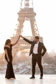 Paris Engagement Get Dazzling Engagement Photos In Paris 2019 Paris Engagement Photos Paris Couple Black Couple Dancing