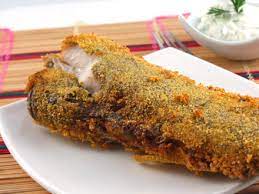 Peste prajit cu malai pasul 1 pestele se curata bine, se spala si se portioneaza. Peste Prajit Cu Malai