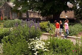 Bartram S Garden Visitphilly Com Community Gardening Garden Garden Invitations