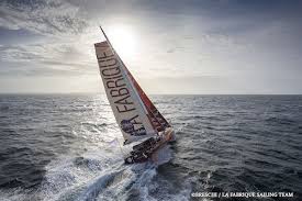 Alan Roura L Incroyable Skipper Suisse Part Dans Une Semaine Pour La Fameuse Course La Vendee Globe Et Malgre Le Fait Que Nous Ne Puissions Pas Aller Voir So In 2020