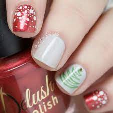 30 Easy Red Casket Christmas Nails Styles For Winter Page 21 Chic Cuties Blog Christmas Nail Art Easy Tree Nails Christmas Nails Easy