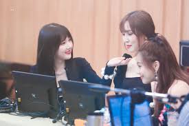 Gfriend yuju samsung galaxy soft case. Yerin Presenting Her Yuju Ft Umji Imgur