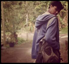 Dengan mendoakan orang yang kau sayang, berarti kau menganugerahinya kebahagiaan dengan nama allah. Selamat Pagi On Tumblr