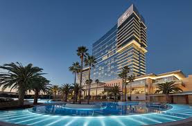 In the same way you can say go in, come in, walk in, break in etc. Perth S Best Hotel Pools To Cool Off In Urban List Perth