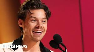 Band Aid recordings combined to mark charity single's 40th birthday :  r/popheads