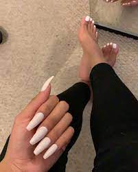 Can T Go Wrong With Fresh Whites Coffin Shape Nails Cute Acrylic Nails Pretty Acrylic Nails