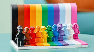 Samen met de lebuinuskerk en de bergkerk maakt hij de #skyline van de. Lego Eert De Pride Met Kleurrijke Lhbti Bouwset En Een Boodschap
