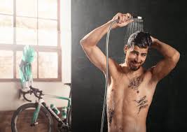 On saturday, the pop icon shared a photo slideshow featuring the couple of two years kissing. Peter Sagan Zeigt Seine Tattoos Der Weltmeister Hat Noch Viel Vor Eurosport