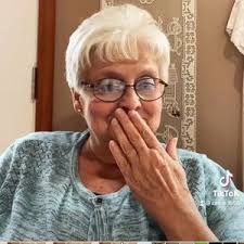 NanaCarrie1956 (@nanacarrie.1956)