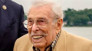 Lester Wolff, longtime LI congressman and expert in Asian affairs, dies at  102