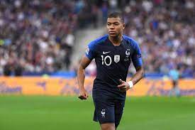 Maybe you would like to learn more about one of these? Selon Vous Le Plus Beau Maillot De L Annee 2018 Est Celui Des Bleus L Equipe