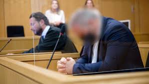 211 000 Euro In Nsu Prozess Abkassiert Anwalt Soll Opfer Erfunden Haben Nurnberg Nordbayern