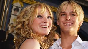 Aaron carter was arrested in georgia under suspicion of driving under the influence and marijuana possession, the habersham county sheriff's office said. Aaron Carter Hilary Duff Ist Die Liebe Seines Lebens Bunte De