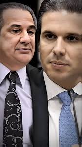 Multa de 20 mil aplicada a Felipe Martins por Moraes