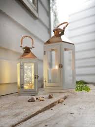 Dekoleidenschaft Laterne Kupferglanz Aus Holz Deko Figur Kerzen Halter Stander Windlicht In 2020 Laterne Metalldach Kerzen