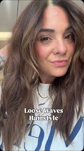 These are my go-to loose waves when I want my hair to last a couple of  days. Using my @hottoolspro Pro Artist Black Gold 1.5” curling iron I  alternate the direction of my curls. Make sure to keep the ...