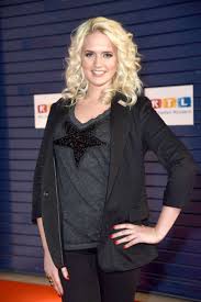 Wie ist sarah knappik eigentlich privat? Sarah Knappik Rtl Spendenmarathon 2016 01 Gotceleb