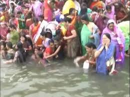 Open bath ganga ghat ganges river holy snan The great river of india,