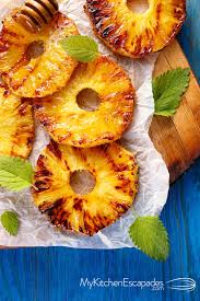 Grilled Pineapple Makes An Easy Summer Dessert Idea That Is Quick Healthy And Great For A Bbq A Drizzle Of Honey Or A Grilled Fruit Recipes Grilled Pineapple