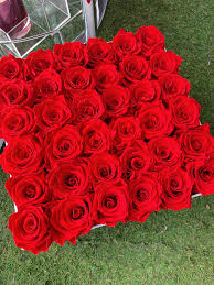 A beginner's guide to preserved flowers. Eternal Fleur Preserved Rose Arrangements Flower Box Eternalfleur Fourseasonrose Preservedrose Fresh Flowers Arrangements Dried Flowers Flower Arrangements