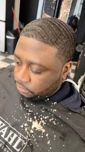 #marlanasvibe #barber #barbershop #barbershopconnect #hair #womanbarber  #lineup #waves #barberlife #barberlove #barberworld #barbergang #babylisspro