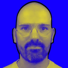 Do I know anyone who runs Dynamic Search Ads and is willing to let me ask  dumb questions?