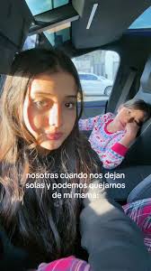 JAJAJAJJAJA es mentira maa, te amamos @Lunna