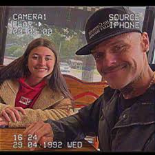 bigxthaplug was about to take 2 stacks ofJordans for free from a missing  vendor 🤣🤣