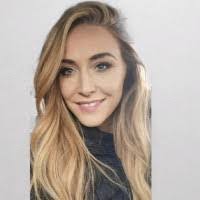 Suzanne Dempsey's Instagram, Twitter & Facebook