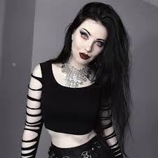 So, check out this introduction to the modern gothic hairstyle, as i give you some things to consider like i said, there are oodles of awesome gothic hairstyle images available on google images. Kristina Blackhair Goth Gothic Longdarkhair Hair Black Alternativegirl Darkgirl Darklady Gothlady Gothiclady