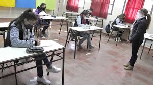 El gobierno anunció que a partir del 3 de agosto volverán las clases presenciales en nueve provincias y de manera escalonada. Este Miercoles Vuelven Las Clases Presenciales En Algunas Provincias Vnv Noticias