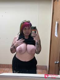 Exciting souredpineapple onlyfans porn gal post