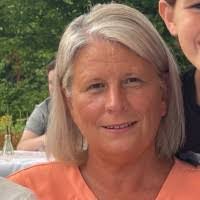 Ramona George's Instagram, Twitter & Facebook