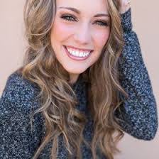 Sarah Swain's Instagram, Twitter & Facebook