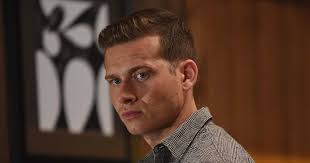 Oliver Stark Talks Buck's Accident, Eddie's Emotional Struggle