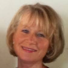 Deirdre Oakley's Instagram, Twitter & Facebook