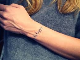 Handgelenk tattoo ideen sonnenuntergang schwarz weiß. Related Image Wrist Tattoos For Guys Tattoo Bracelet Wrist Bracelet Tattoo