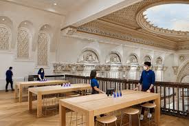 Apple store is a chain of retail stores owned and operated by apple inc. Apple Tower Theatre Eroffnet Am Donnerstag In Der Innenstadt Von Los Angeles Apple De