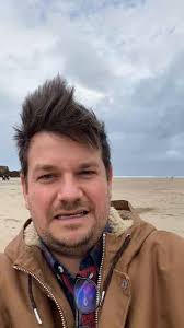 James Dundon 〓〓🥟 📻's Video