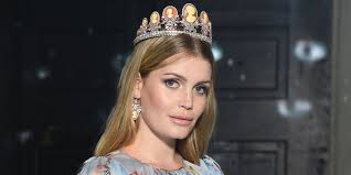 Kitty spencer's £19 million home looks stunning in her instagram pictures. Lady Kitty Spencer Is Bvlgari S Newest Ambassador Princess Diana S Niece Model Bulgari