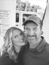 Thankful Thursday: Today's shout-out goes to my man — the love of my life.  🥰 His love language is acts of service all day long. And even though he  had to back