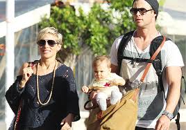 His brother's name is tristan. No More Kids For Chris Hemsworth Elsa Pataky Hollywood News India Tv