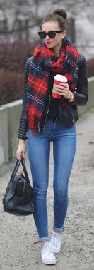 Combate el frío con las prendas que están que arden esta temporada. 13 Outfits Casuales De Invierno Que Amaras Fashion Winter Fashion Autumn Fashion