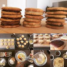 Quand On Dit Chocolat Je Ne Sais Pas Choisir Alors Je Ne Choisis Pas Biscuit Sandwich Noisette Fourr Chocolat Praline Recettes Sucrees Chocolat Noir