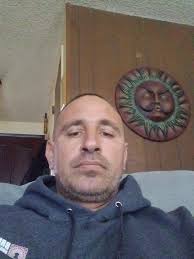 New here,is there any women in here from Sacramento CA?