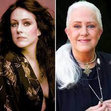 Grace Slick turns 85 today! 🎂❤️ Born in Evanston Illinois