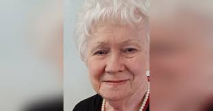 Susan Woolman's Instagram, Twitter & Facebook